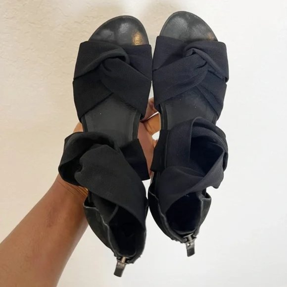 Zanya Mesh Sneaker Sandal - Picture 5 of 6